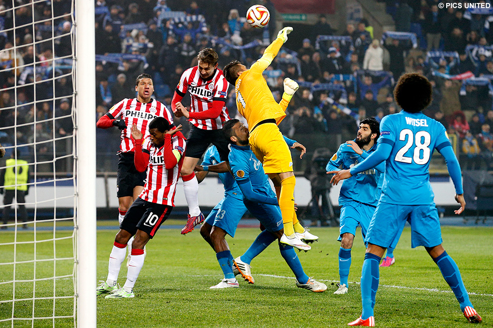 PSV kreeg wel degelijk kansen, maar de bal wilde er niet in | © Pics United