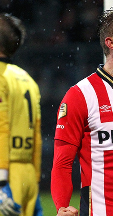 PSV wint in Rotterdam en loopt in op Ajax