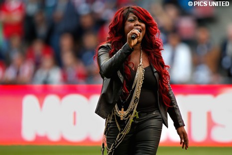 Optredens voorafgaand aan de wedstrijd.