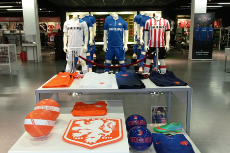 PSV FANstore woensdag en maandag eerder gesloten!