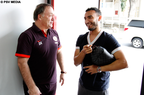 Een ontmoeting met Nederlander Adnan Barakat, die bij Muangthong speelt.