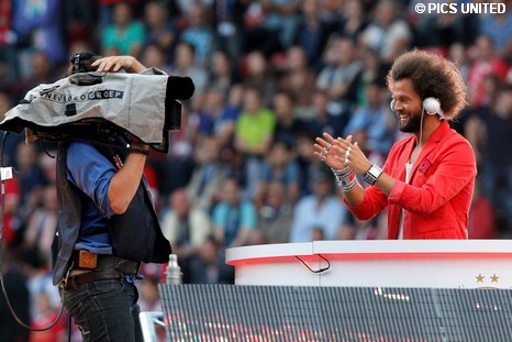 Optredens voorafgaand aan de wedstrijd.