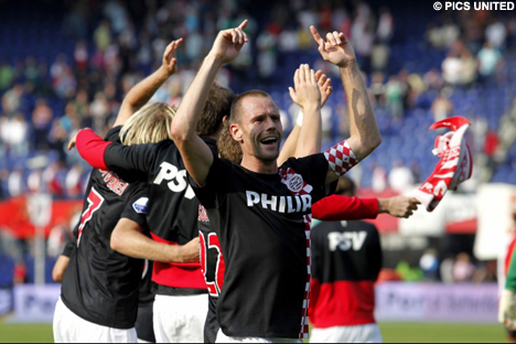 André Ooijer wordt betrokken bij de A1 van coach Pascal Jansen.