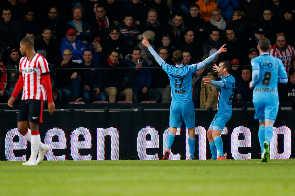 Willem II kwam net als in de vorige edities in Eindhoven op voorsprong | © Pics United