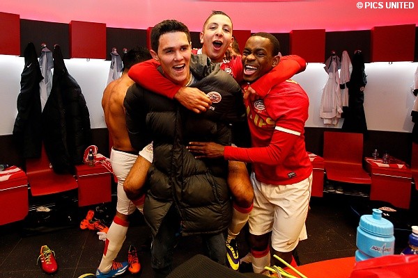 Ook in de kleedkamer werd het feest nog even doorgevierd.