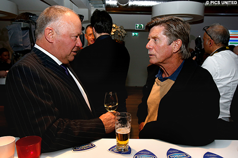 Jan Reker in gesprek met Hans Westerhof.