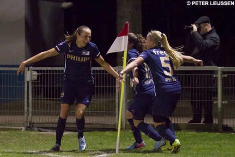 Nadia Coolen scoorde &eacute;&eacute;n van de drie Eindhovense doelpunten.