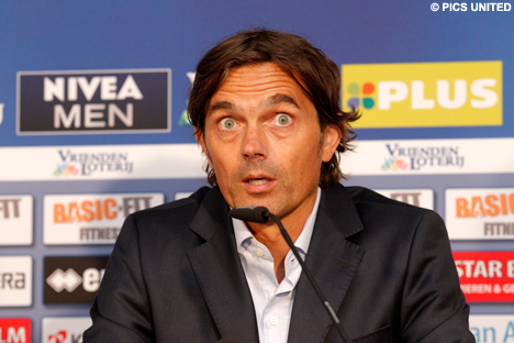 Phillip Cocu op de persconferentie na afloop.