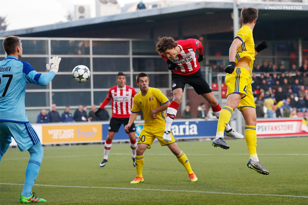 Sam Lammers kopte al snel de 2-0 binnen