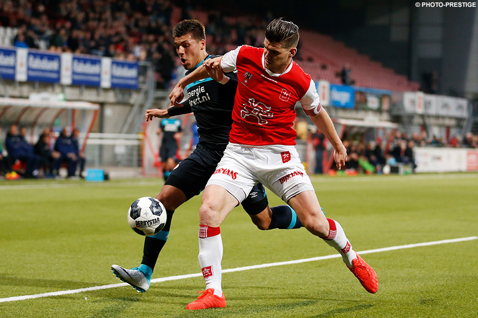 PSV O19-speler Joël Piroe stond tegen MVV in de spits bij Jong PSV