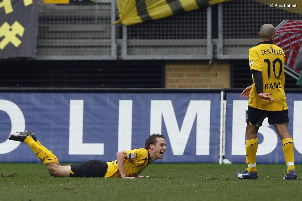 PSV verloor in 2007 van Roda, maar de cijfers zijn zeker niet slecht te noemen | &copy; Pics United