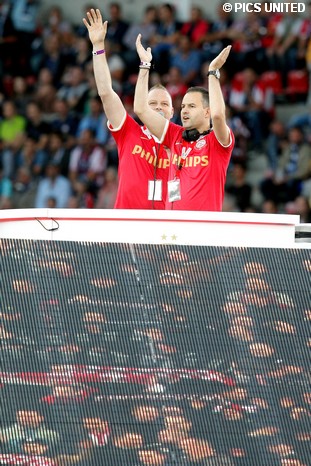 Optredens voorafgaand aan de wedstrijd.