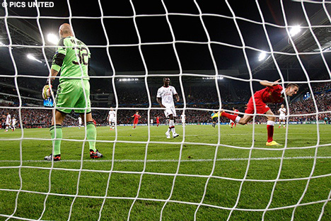 Matavz heeft nog &eacute;&eacute;n doelpunt nodig om op gelijke hoogte te komen met Rom&aacute;rio op de Europese topscorerslijst aller tijden van PSV.