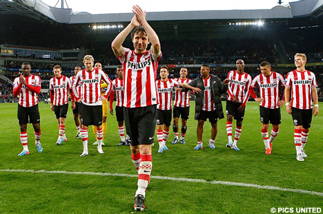 De boodschap is duidelijk, Mark moet nog minimaal een jaar blijven.