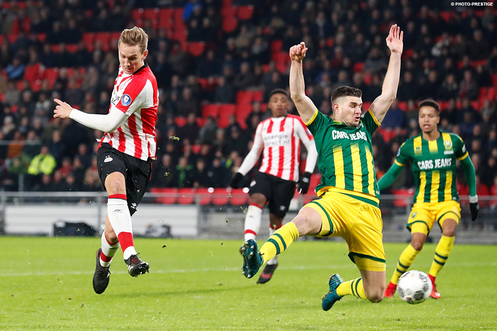 Luuk de Jong was eerder dit seizoen op dreef tegen ADO Den Haag, weet jij hoeveel goals hij maakte?