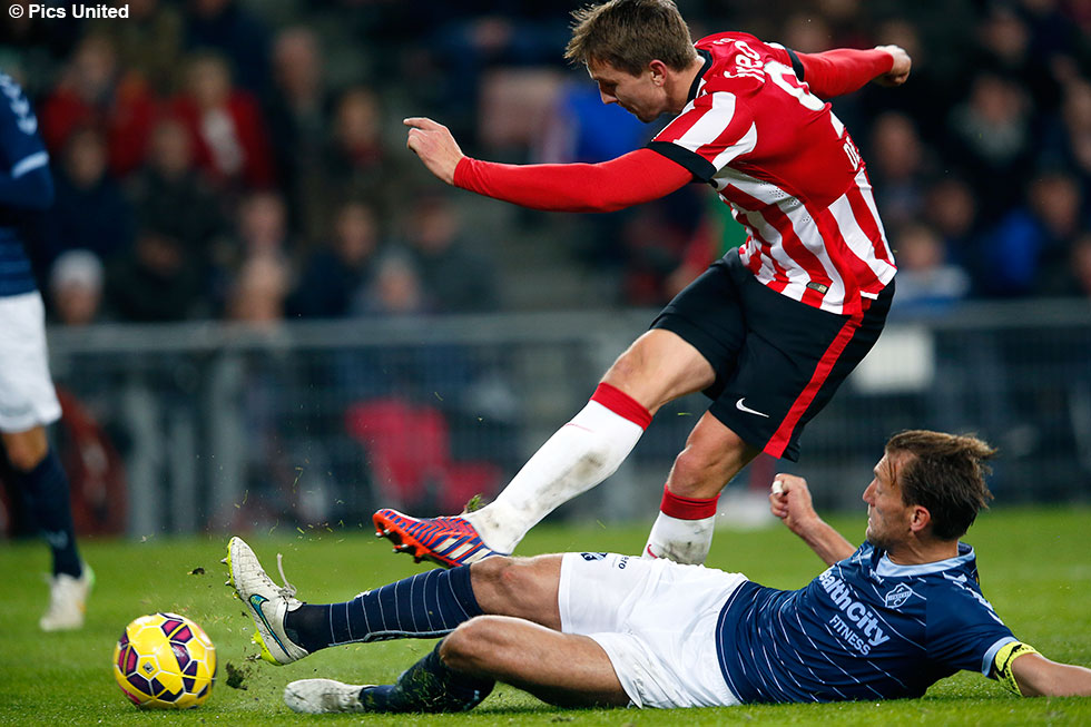 Evenals PSV in bovenstaande seizoenen, kwam Luuk de Jong vorig jaar niet tot score tegen FC Utrecht. De ploeg van Phillip Cocu lukte dat een seizoen geleden overigens wel. | © Pics United