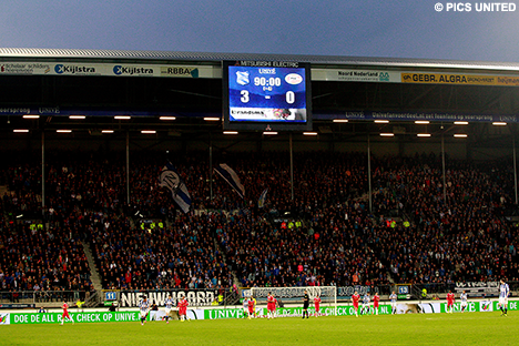 Vorig seizoen verloor PSV in het Abe Lenstra Stadion met grote cijfers.