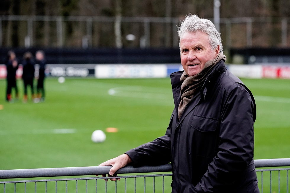 Guus Hiddink dinsdagmiddag op De Herdgang