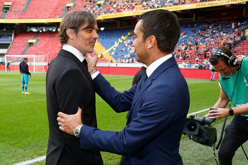 Een topper in Eindhoven tussen voormalig ploeggenoten Phillip Cocu en Giovanni van Bronckhorst