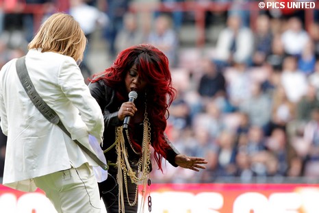 Optredens voorafgaand aan de wedstrijd.