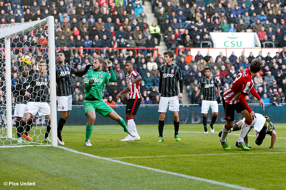 Vorig seizoen was Luuk de Jong verantwoordelijk voor de openingstreffer | © Pics United
