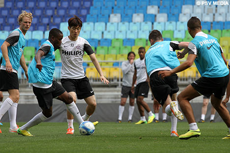 Ji-Sung Park tijdens de afsluitende partijvorm.