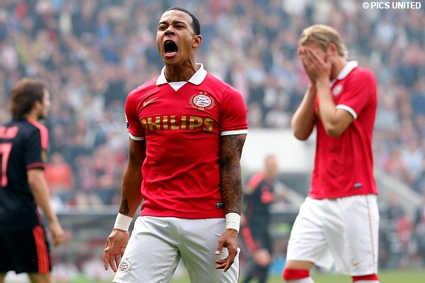 In een spectaculaire wedstrijd won PSV op 22 september thuis met 4-0 van Ajax.