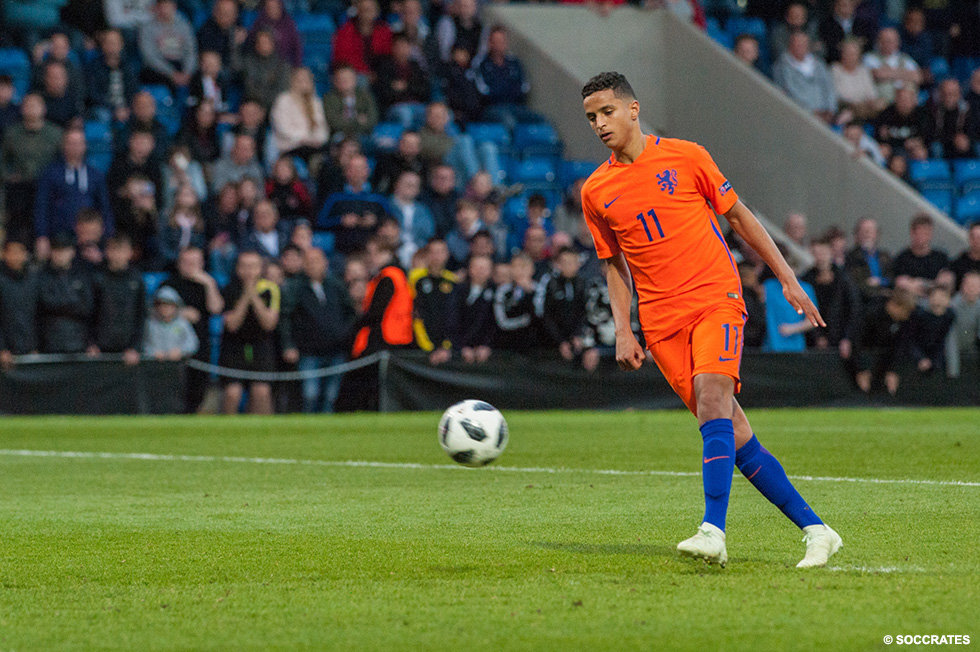 Mohammed Amine Ihattaren benut zijn strafschop in de finale met een Panenka | &copy; Soccrates