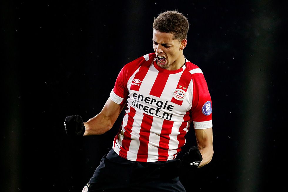 Lonwijk scoorde maandagavond op fraaie wijze