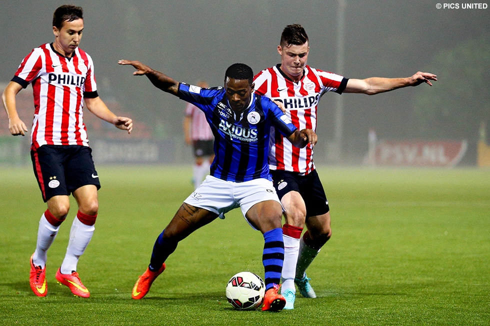 Giovanni Hiwat was in de wedstrijd op De Herdgang trefzeker voor Sparta Rotterdam | © Pics United