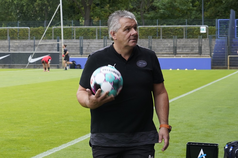 Al jarenlang materiaalman van PSV: Adri van Dooren