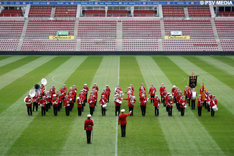 Het &lsquo;Ol&eacute;, Ol&eacute;&rsquo; is vooral bij de oudere supporters nog wel bekend.