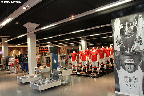 PSV FANstore sluit woensdag eerder!