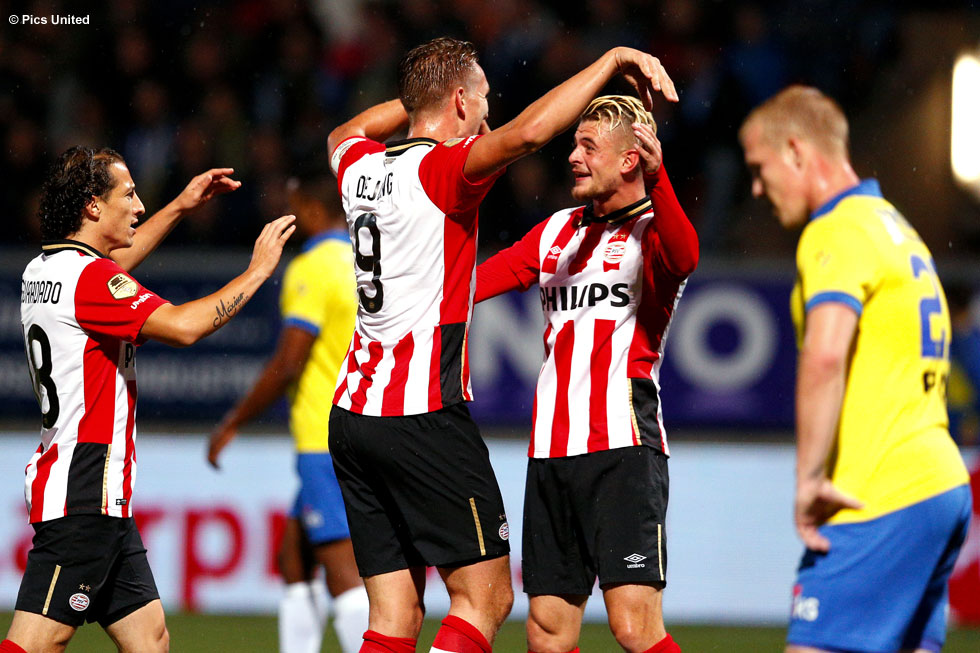 Tien dagen geleden kende PSV een makkelijke avond tegen SC Cambuur, toen het in Leeuwarden met 0-6 won. © Pics United