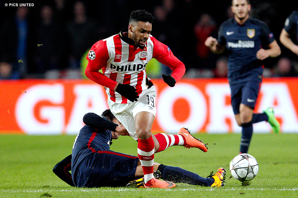 Jürgen Locadia speelde een sterke wedstrijd in eigen huis | © Pics United