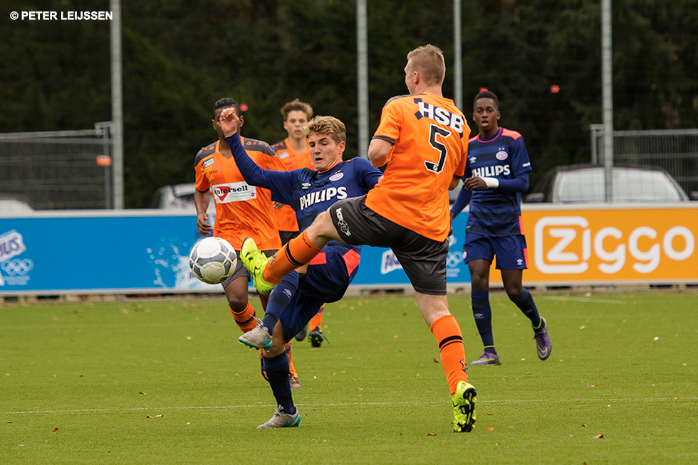 Michal Sadilek luisterde zijn debuut in PSV O17 op met twee doelpunten | &copy; Peter Leijssen