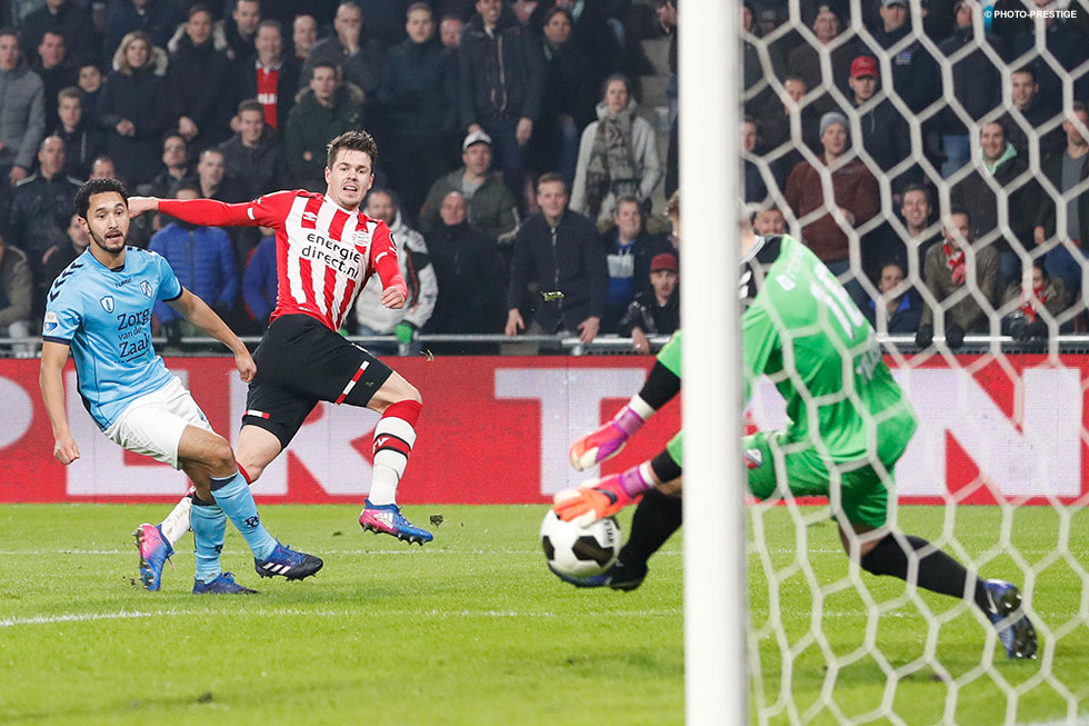 Benieuwd naar de antwoorden? Check om 16.00 uur PSV.nl of de PSV App.