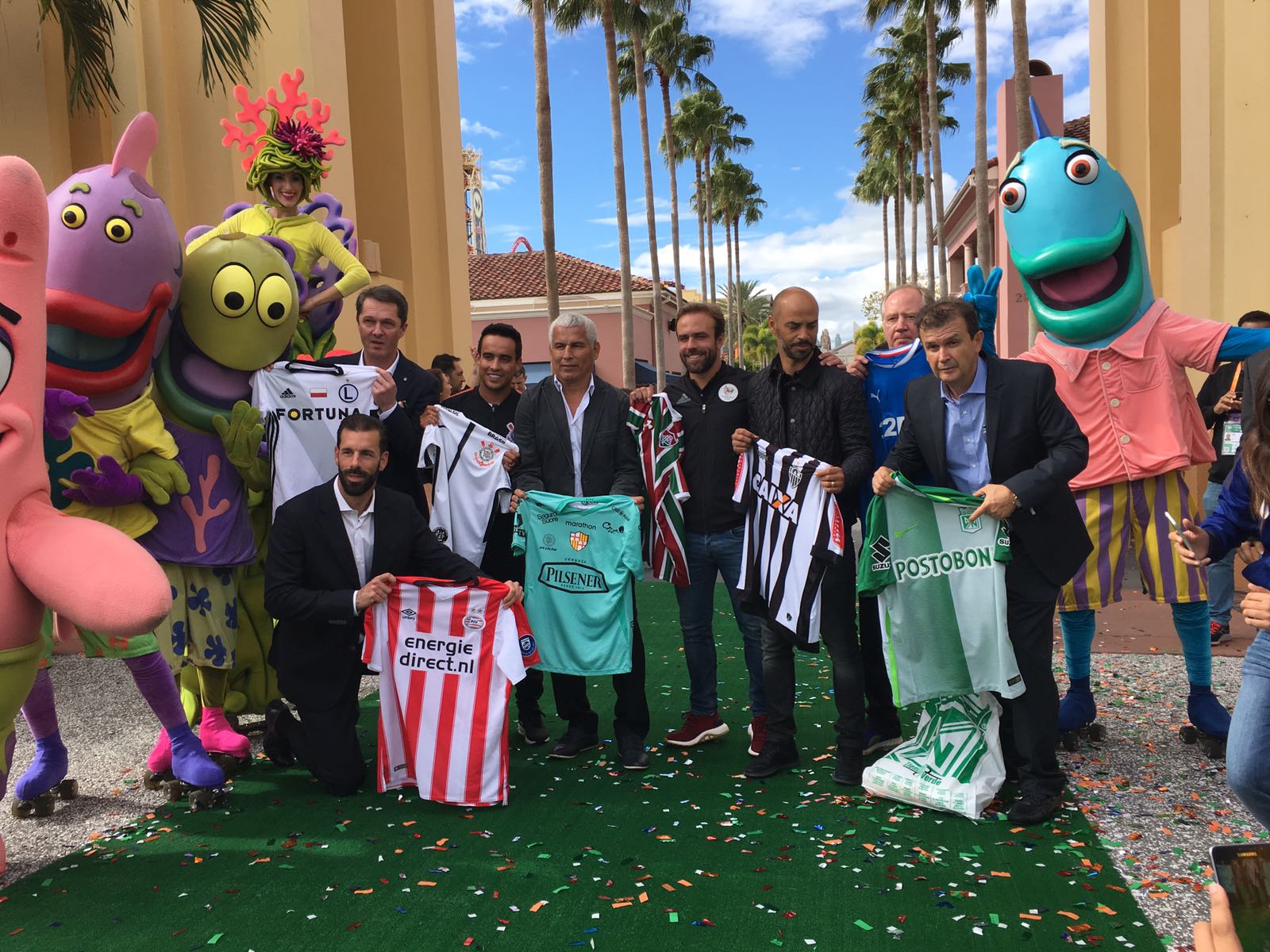 Na de persconferentie werd de Florida Cup officieel geopend op de groene loper in Universal Studios Florida