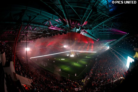 Fantastische en spectaculaire eindshow 100 jaar PSV.