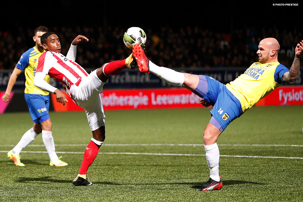 Bryan Smeets was voor rust de gevaarlijkste Cambuur-speler