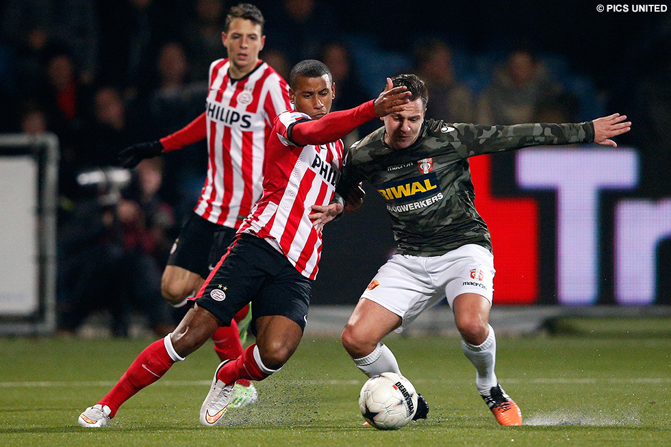 PSV won de uitwedstrijd tegen FC Dordrecht met 1-3 | © Pics United