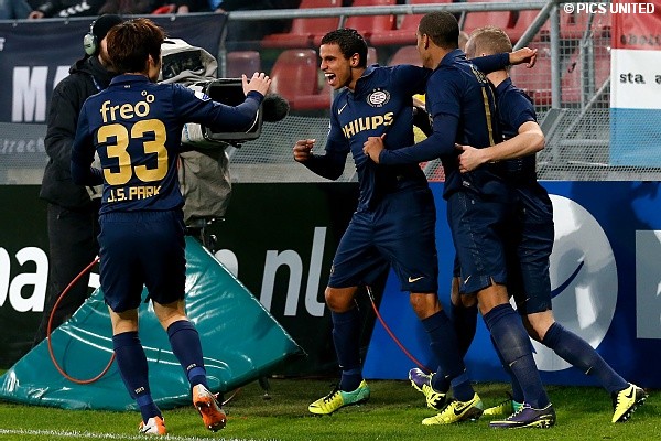 In de voorlaatste speelronde won PSV overtuigend bij FC Utrecht.
