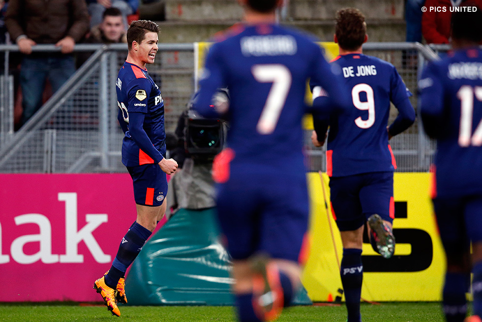 Marco van Ginkel scoorde zijn eerste voor PSV, zijn eerste in de Eredivisie sinds 28 april 2013 | © Pics United