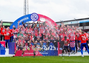 Alles over | PSV op jacht naar dertigste uitoverwinning op Sparta Rotterdam