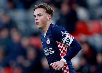 Transfer | Robin van Duiven maakt seizoen op huurbasis af bij Lommel SK