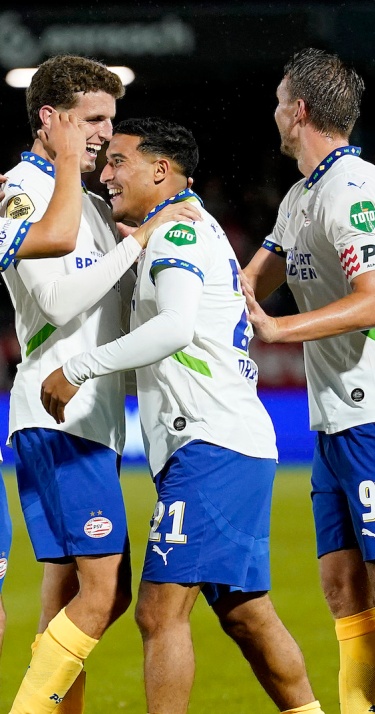 Liveblog | PSV haalt uit en wint met 7-1 van Almere City FC 