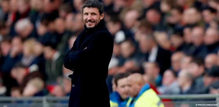 Van Bommel blij met stabiel spel PSV