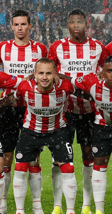PSV begint ongewijzigd aan topper