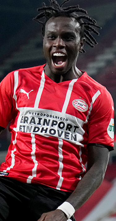 PSV pakt drie belangrijke punten tegen Sturm Graz