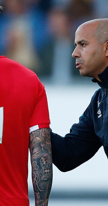 Jong PSV met vrijwel dezelfde groep vs Emmen